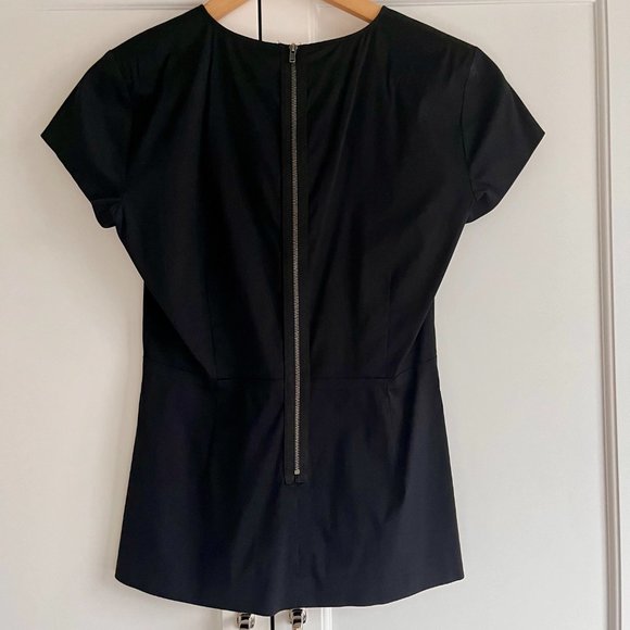 THEORY Black Tailored Top - Picture 2 of 4